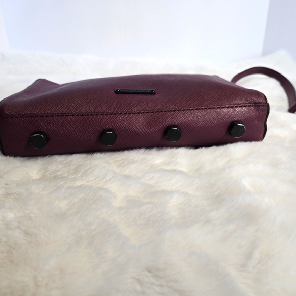 Rebecca Minkkoff Avery Leather Crossbody Bag in Merlot with Black Hardware - Picture 4 of 14